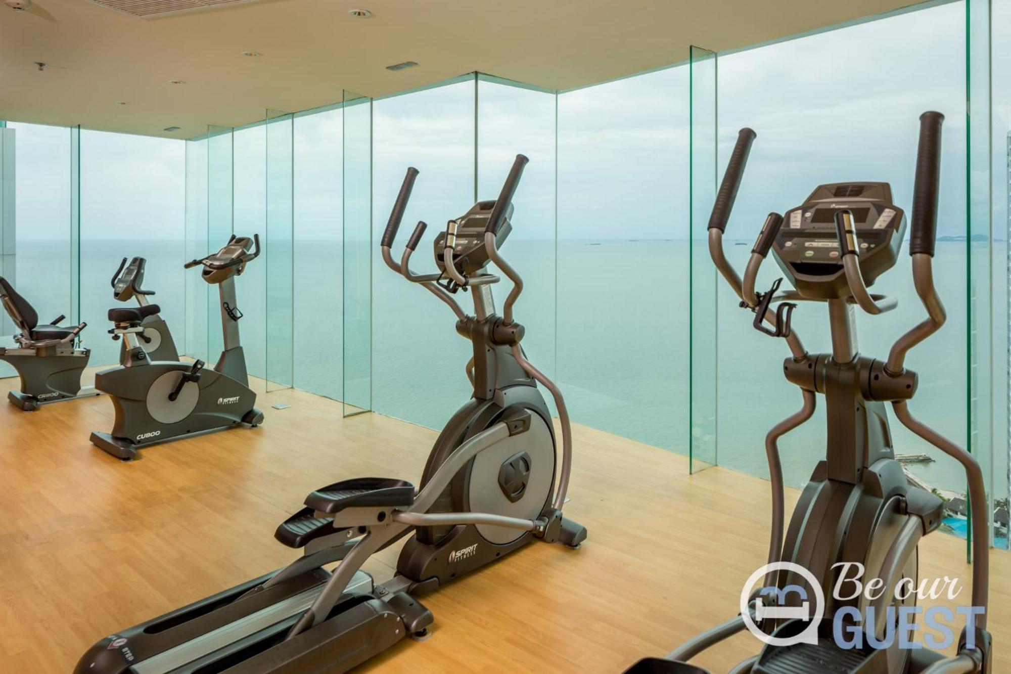 Stunning Sea View Condo On The Beach - Monthly Stay Pattaya Exterior photo